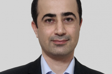 ارتقای مرتبه علمی جناب آقای دکتر حامد جمشیدی اول عضو محترم هیأت علمی دانشکده مهندسی مواد و صنایع